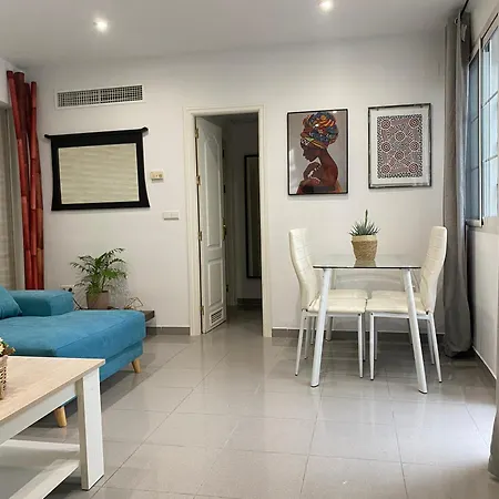 Enmitatiko Alcazar Viejo Apartmán